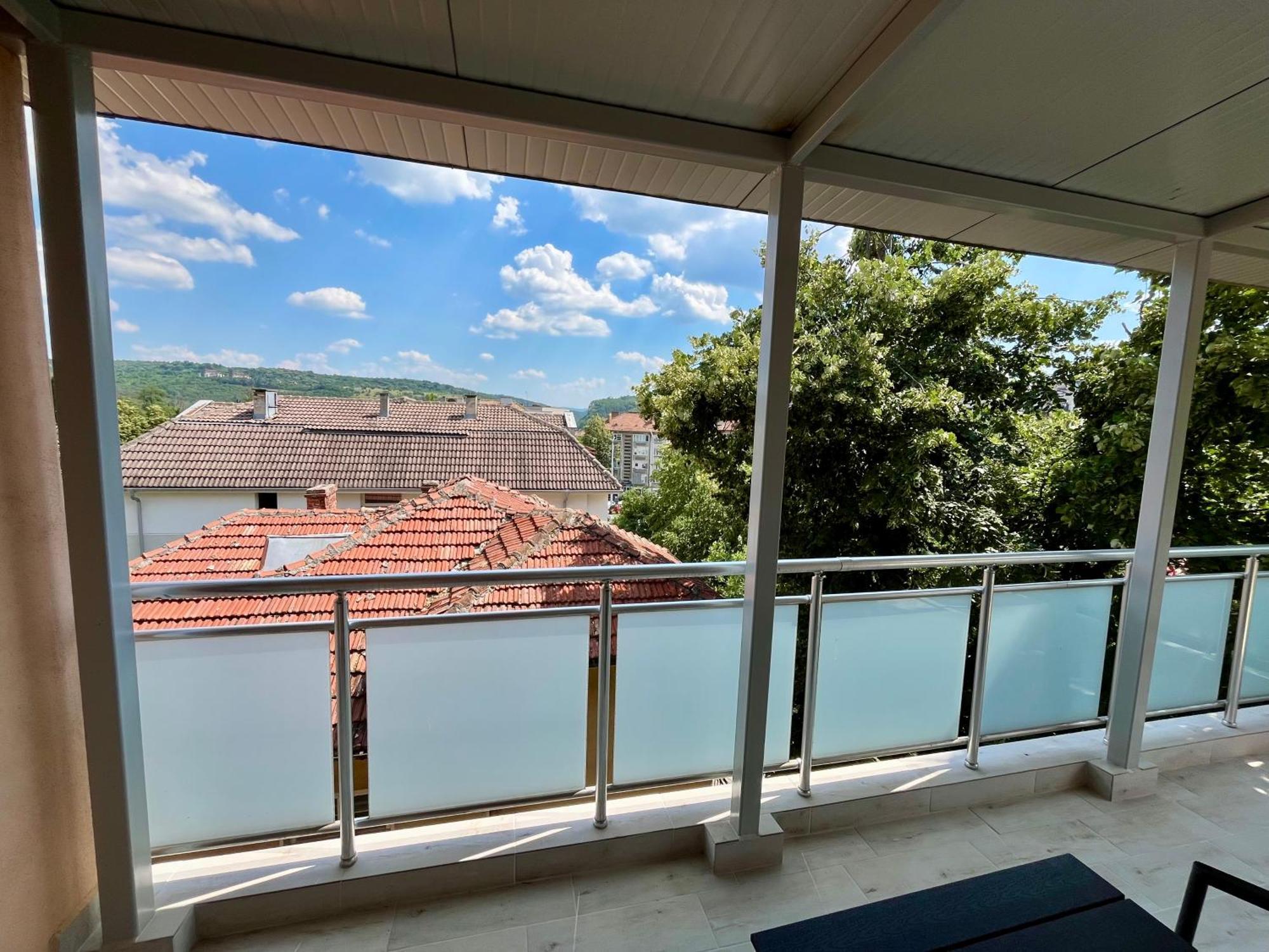 Parkview Luxury In City Center 8 Veliko Tarnovo Buitenkant foto