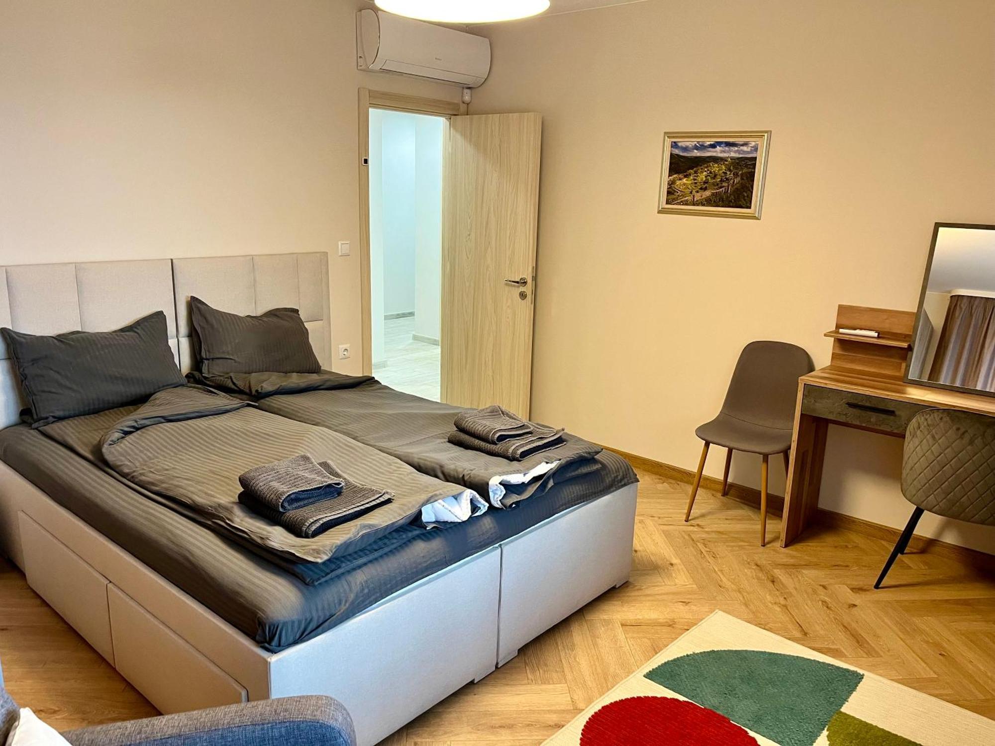 Parkview Luxury In City Center 8 Veliko Tarnovo Buitenkant foto